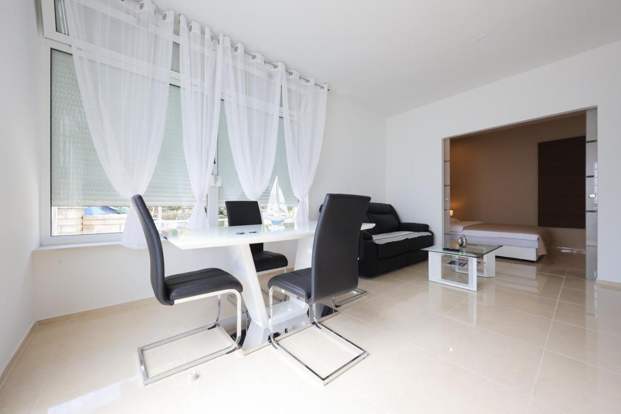 Apartments Zelic ซาดาร์ ภายนอก รูปภาพ