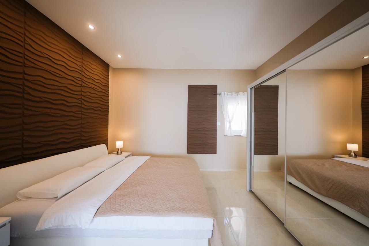 Apartments Zelic ซาดาร์ ภายนอก รูปภาพ